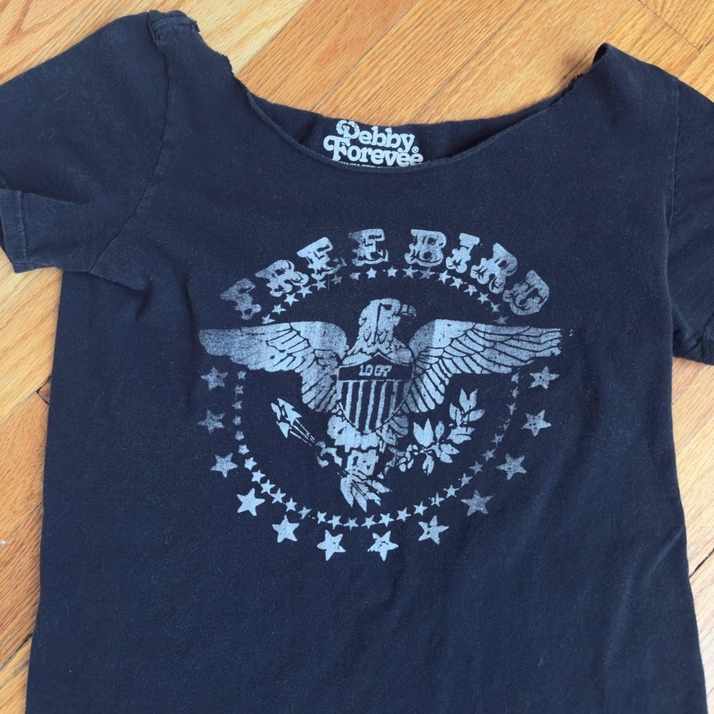 Grunge Free Bird Eagle Graphic Tee Raw Neck Distressed Black Shirt Small S